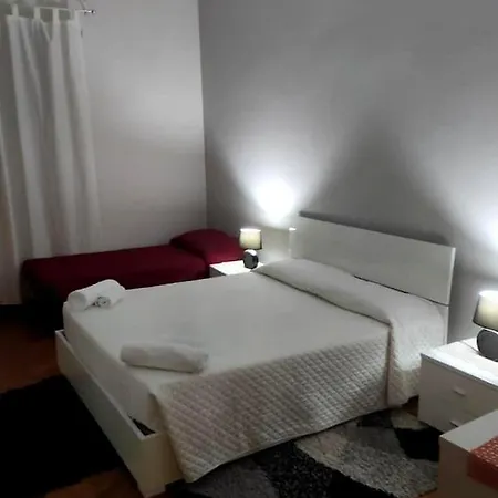 Comfortable Apartments With Parking Turin